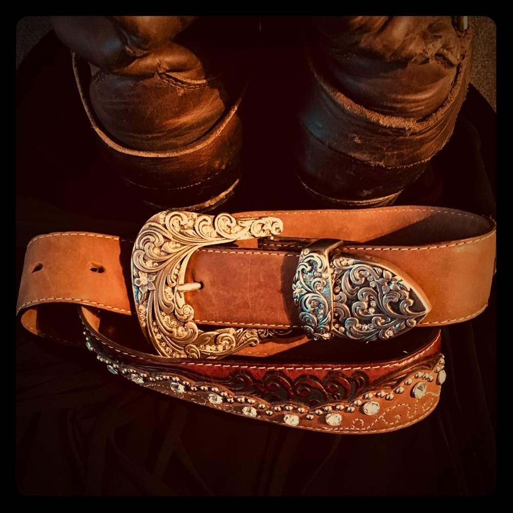 Tony Lama, size 32 (28) genuine leather belt 🐎🐴